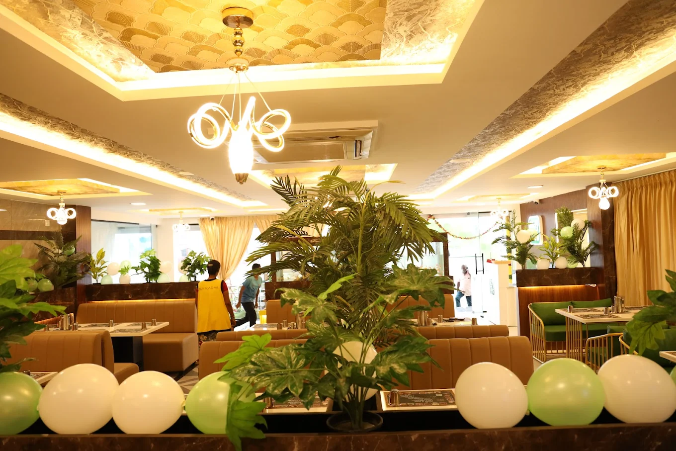 Suryas Veggie Restaurant